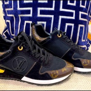 Louis Vuitton runaway sneakers size 8.5